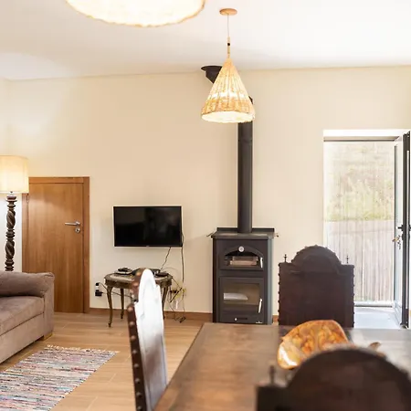 Casa Ponte Da Vessada